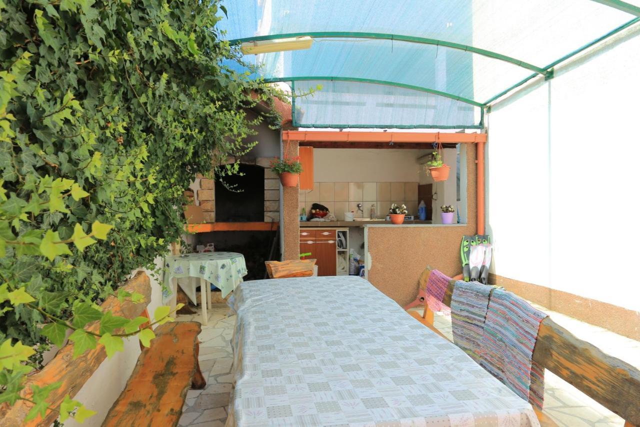 Apartments By The Sea Slatine, Ciovo - 16131 ภายนอก รูปภาพ
