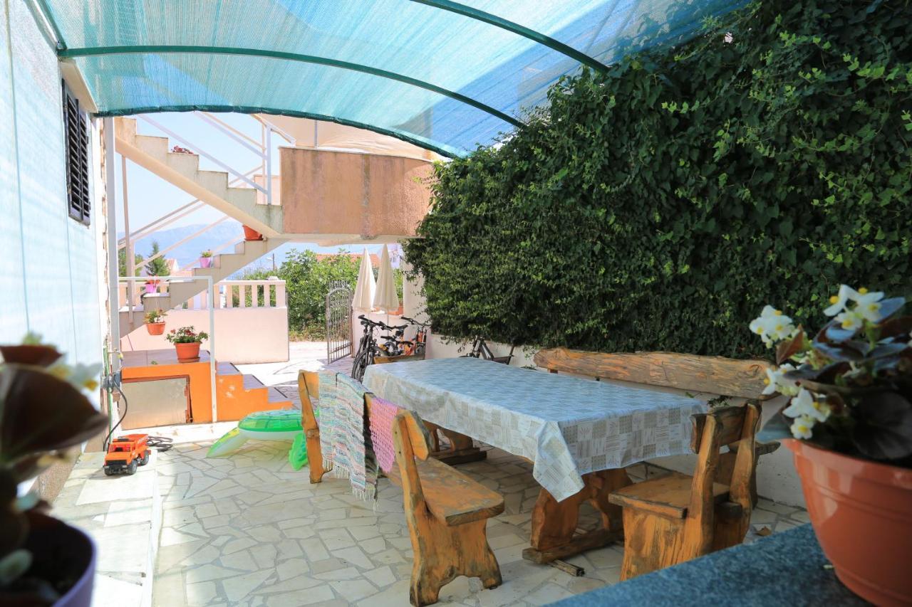 Apartments By The Sea Slatine, Ciovo - 16131 ภายนอก รูปภาพ