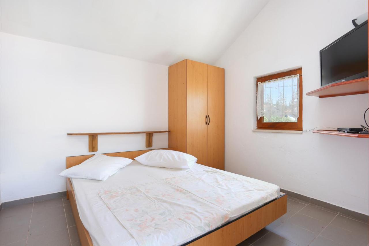 Apartments By The Sea Slatine, Ciovo - 16131 ภายนอก รูปภาพ