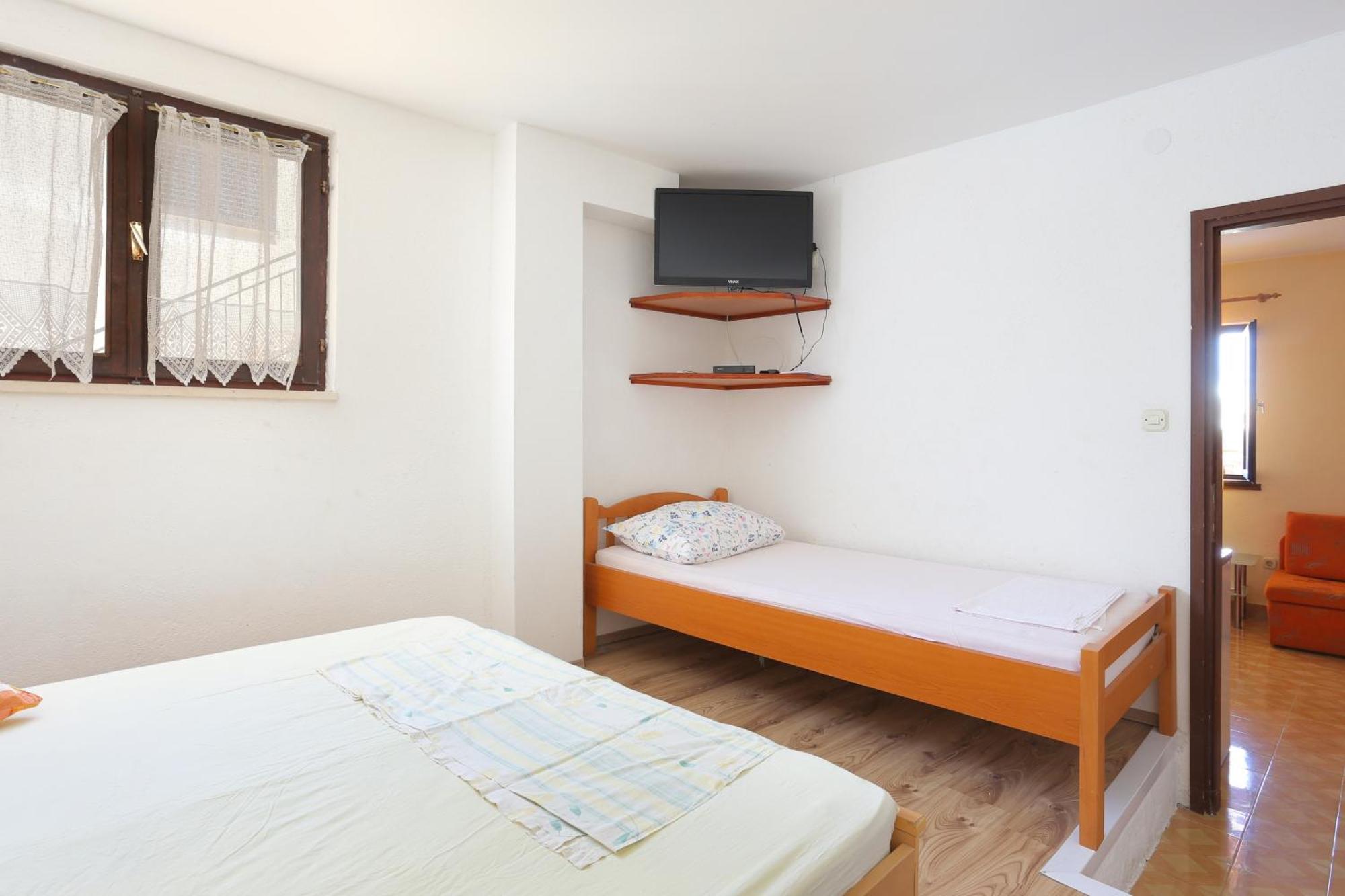 Apartments By The Sea Slatine, Ciovo - 16131 ห้อง รูปภาพ